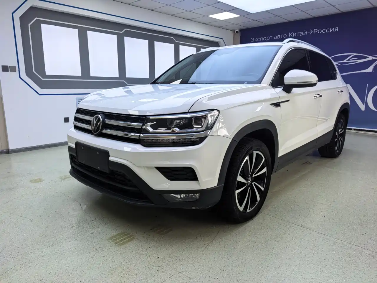 Volkswagen Tharu 2022 280TSI FWD Luxury Edition фото 2