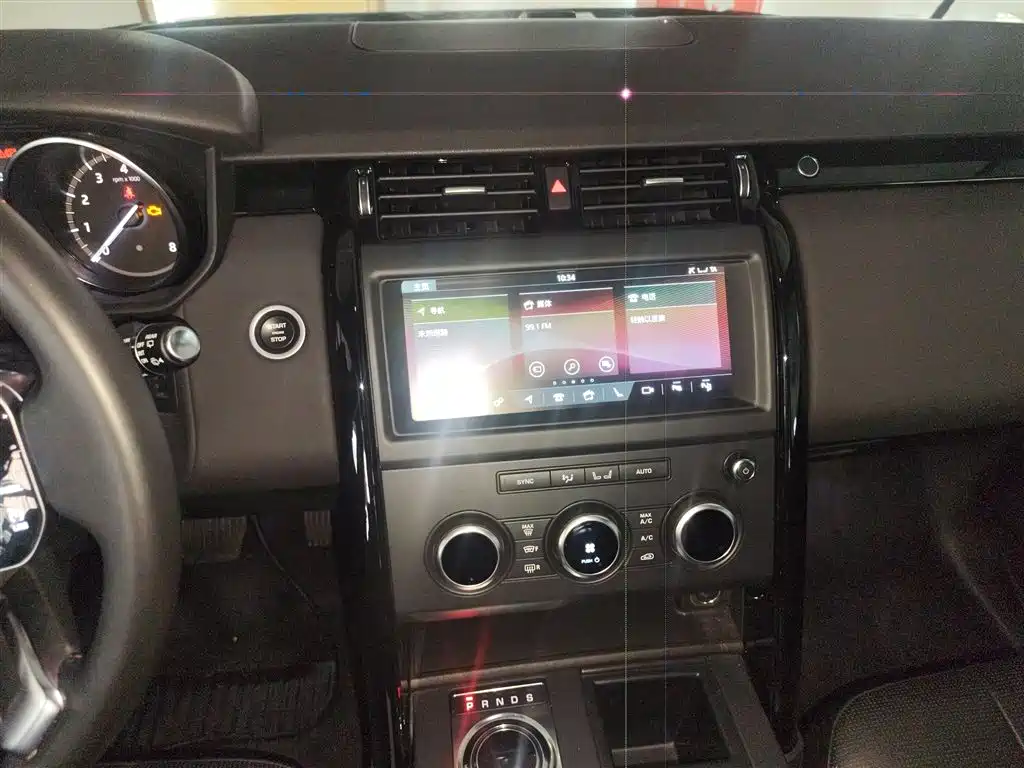 Land Rover Discovery 2019 2.0T SE фото 6