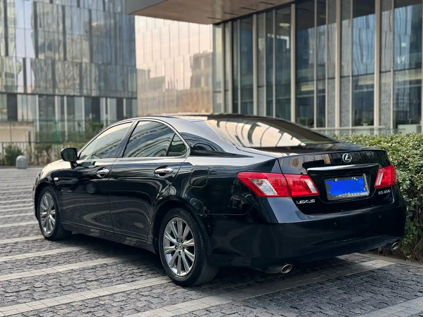 Lexus ES 2010 350 Luxury Edition фото 2