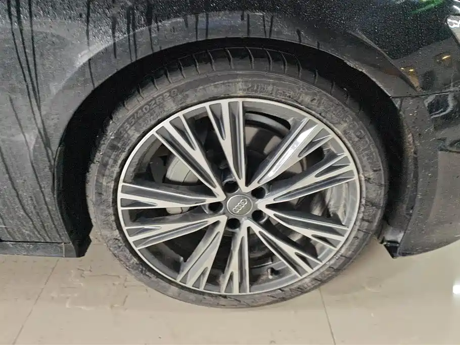 Audi A6L 2021 45 TFSI Exclusive Sport фото 6