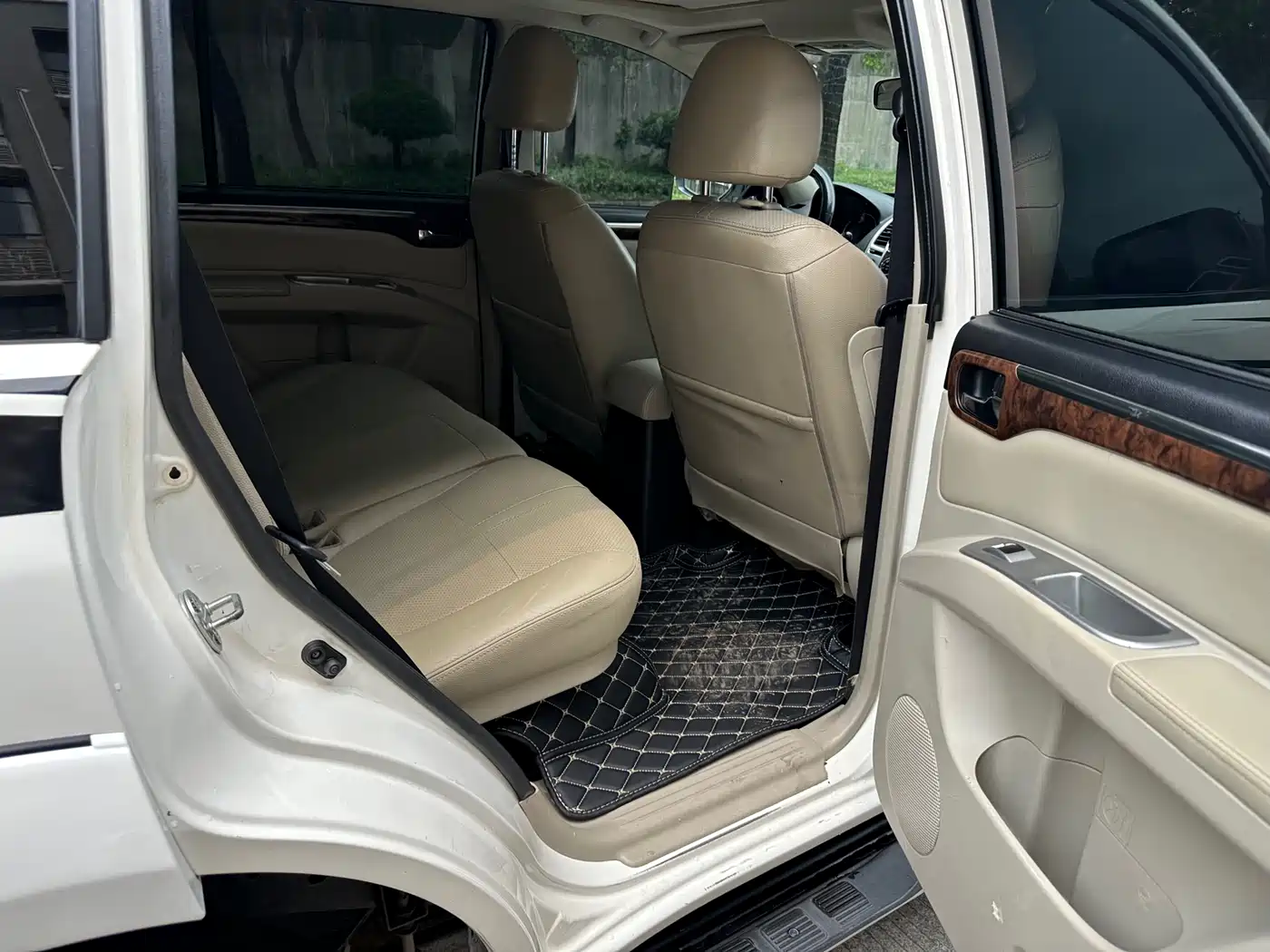 Mitsubishi Pajero Sport 2013 3.0L Automatic 2WD Luxury фото 8