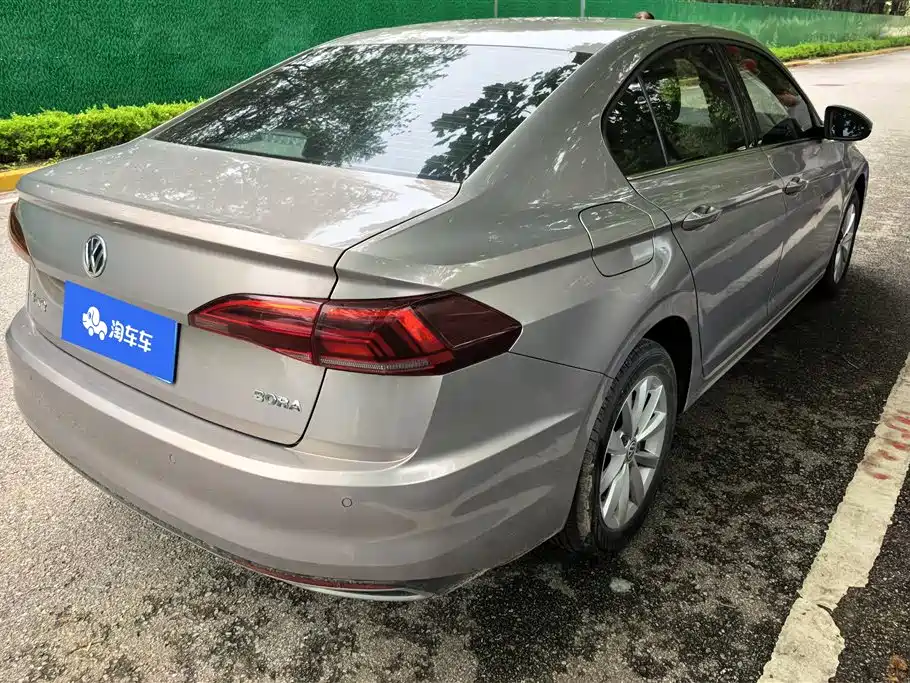Volkswagen Bora 2020 1.5L Automatic Comfort фото 3