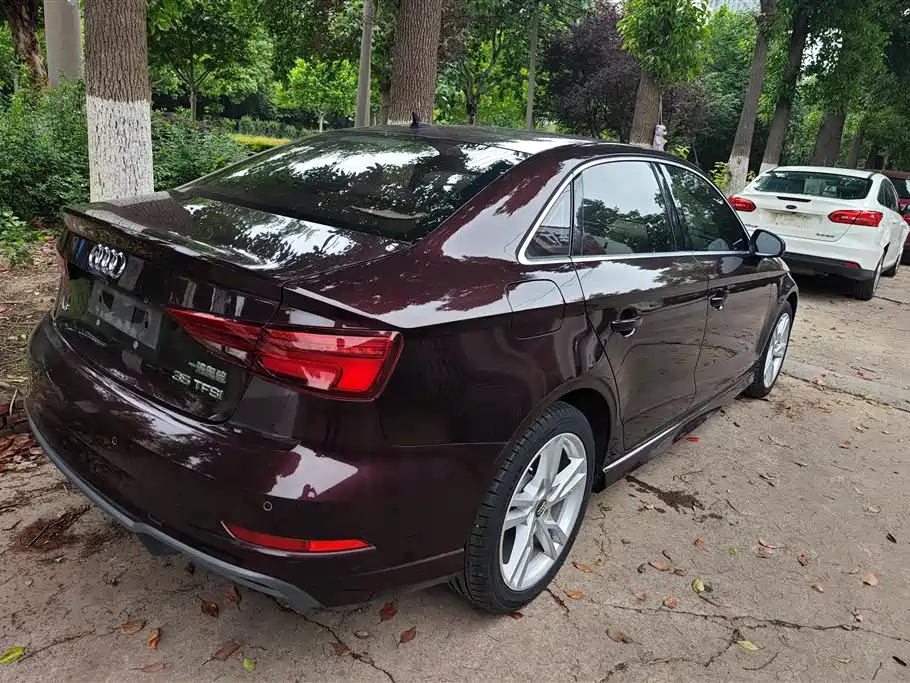 Audi A3 2019 Limousine 35 TFSI Fashion China V фото 3