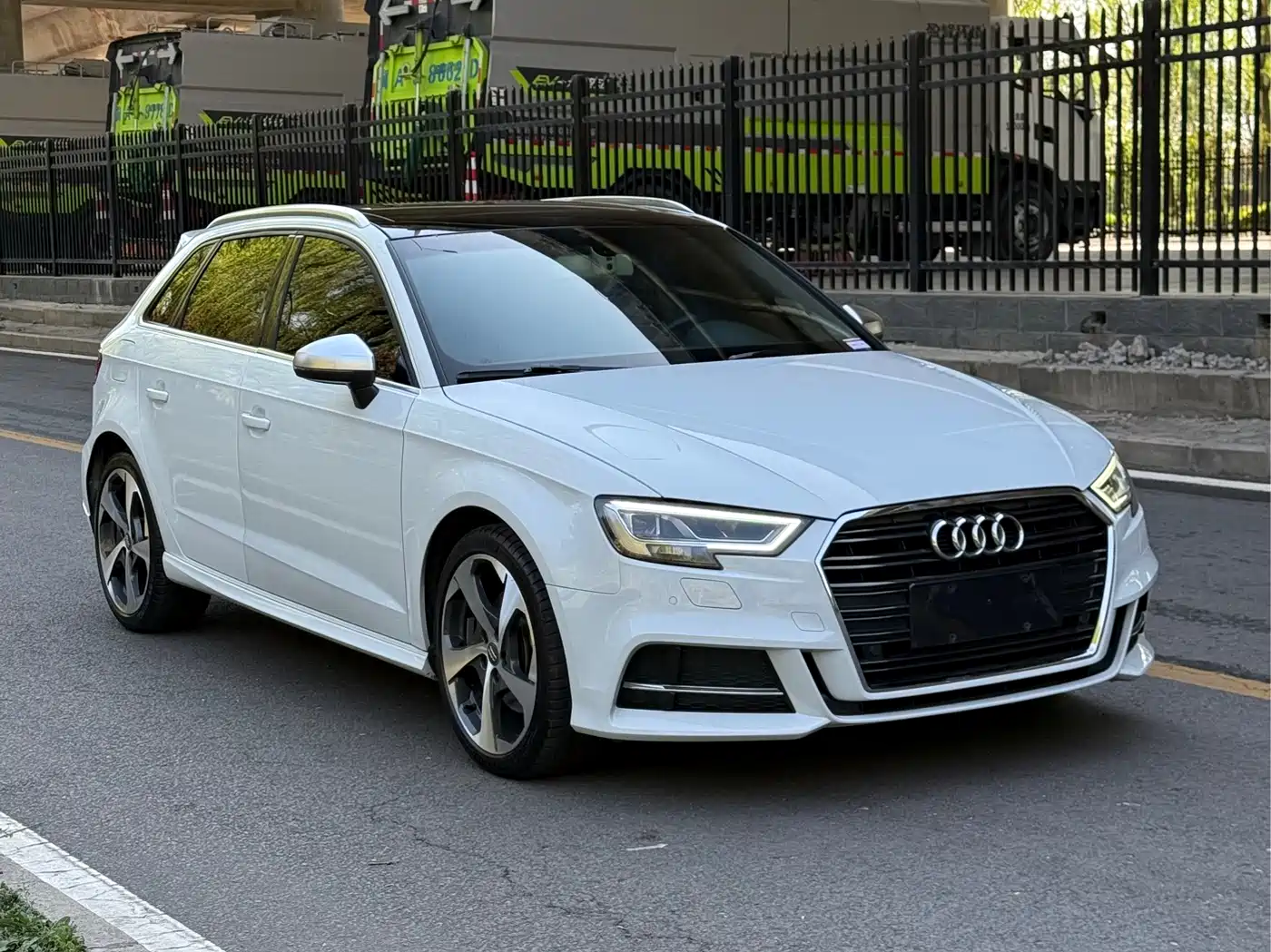 Audi A3 2017 Sportback 40 TFSI Sport фото 3