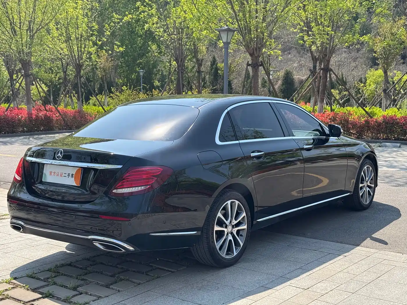 Mercedes-Benz E-Class 2016 E 300 L Fashion Type фото 6