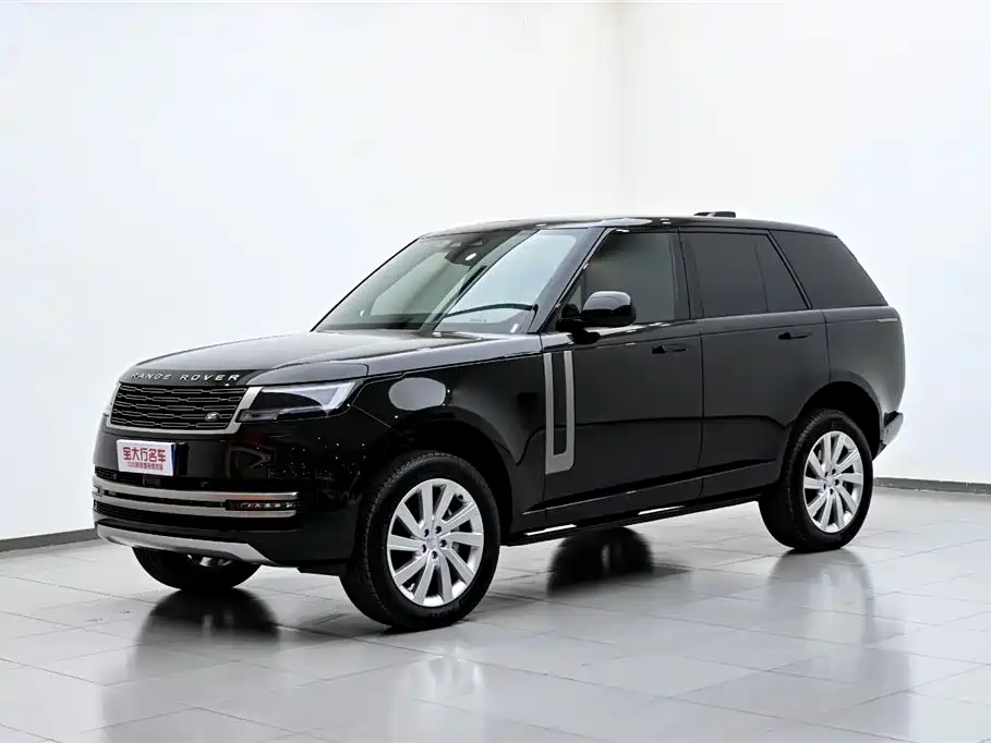 Land Rover Range Rover 2023 3.0 L6 360PS Golden Age Edition фото 2