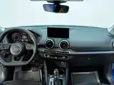 Photo 11 - Audi Q2L