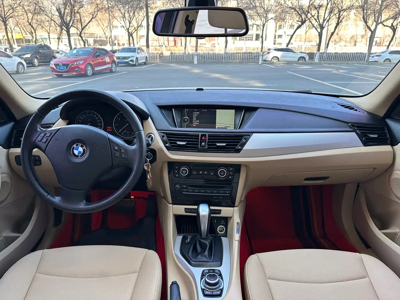BMW X1 (Import) 2012 sDrive18i Luxury фото 6
