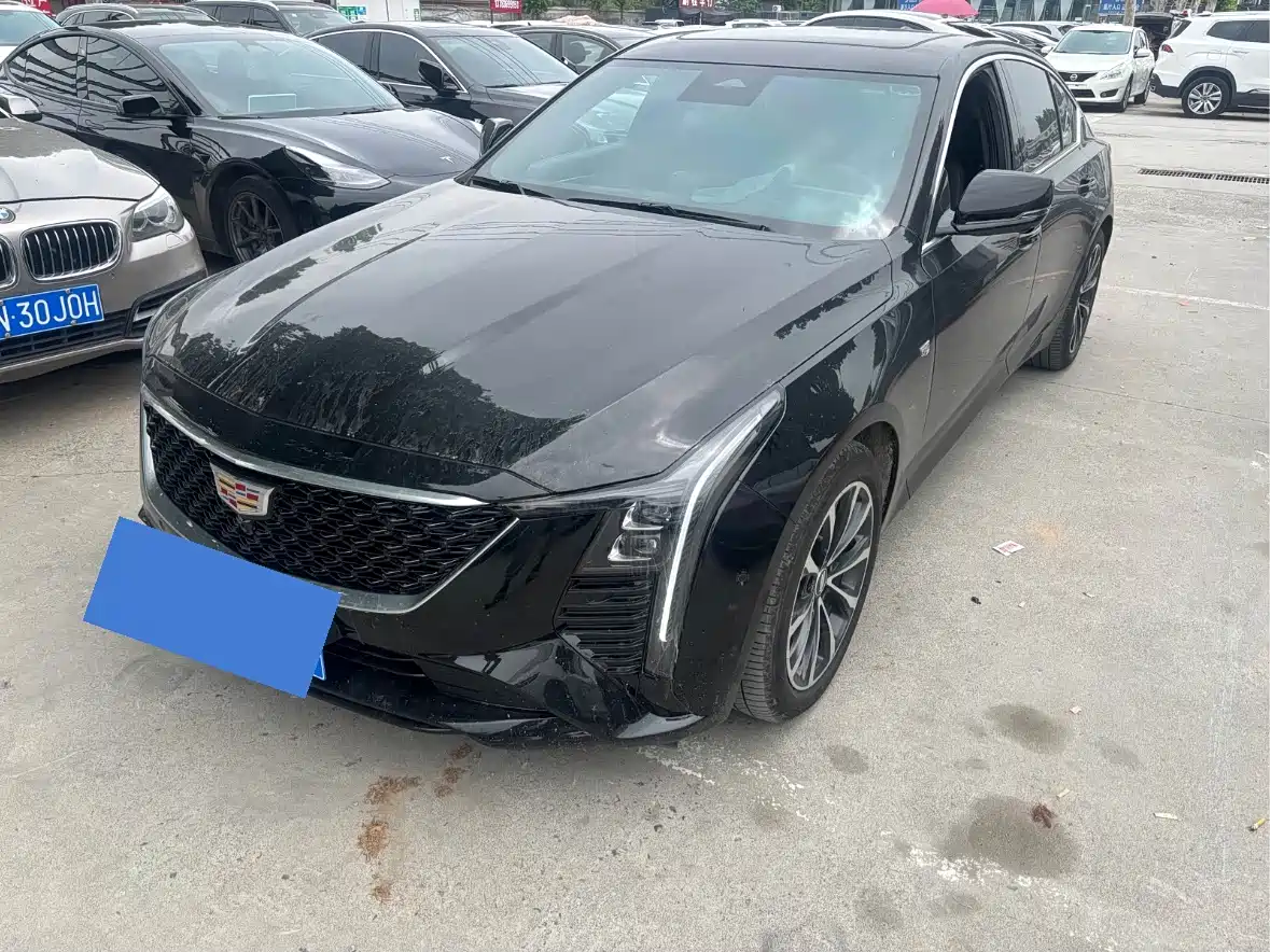 Cadillac CT5 2025 Model 28T Urban Sport Edition