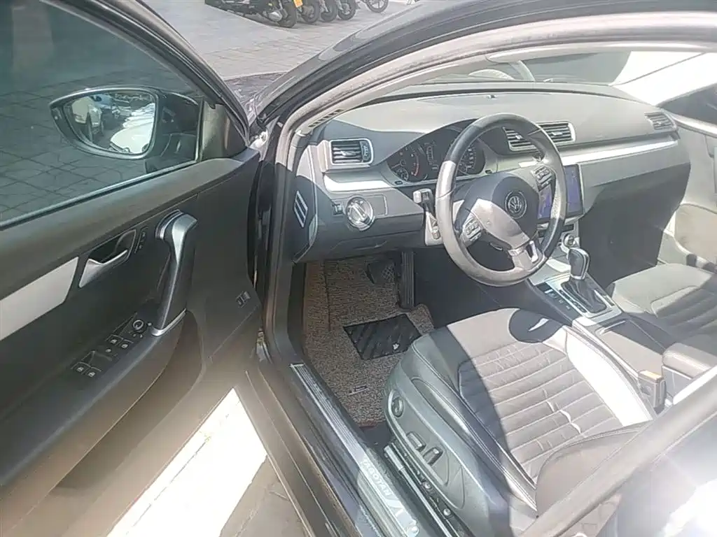 Volkswagen Magotan 2015 1.8TSI Leading фото 16