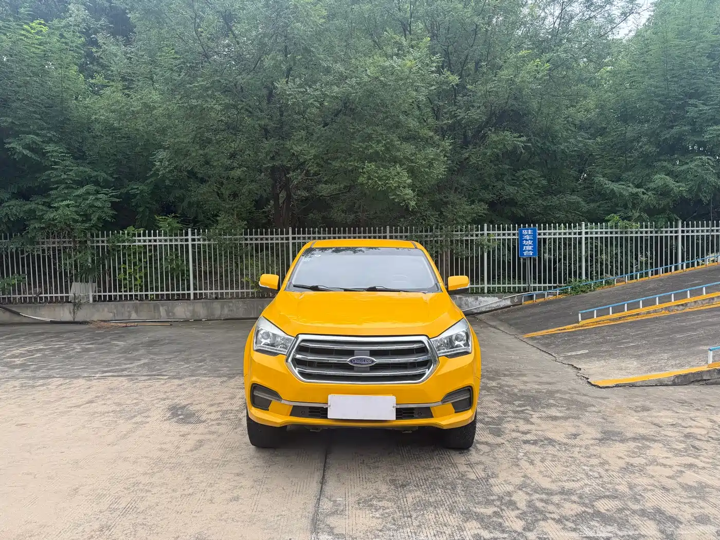 Isuzu TAGA Daka 2022 2021 1.8T Petrol Manual 2WD Ultra Luxury Long Wheelbase CE18