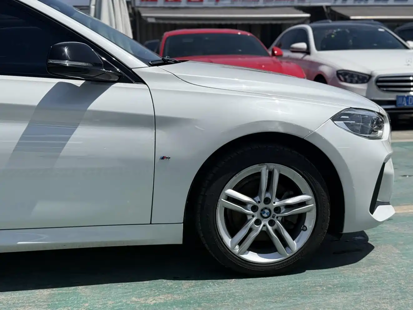 BMW 1 Series 2023 120i M Sport Radiance Edition фото 15