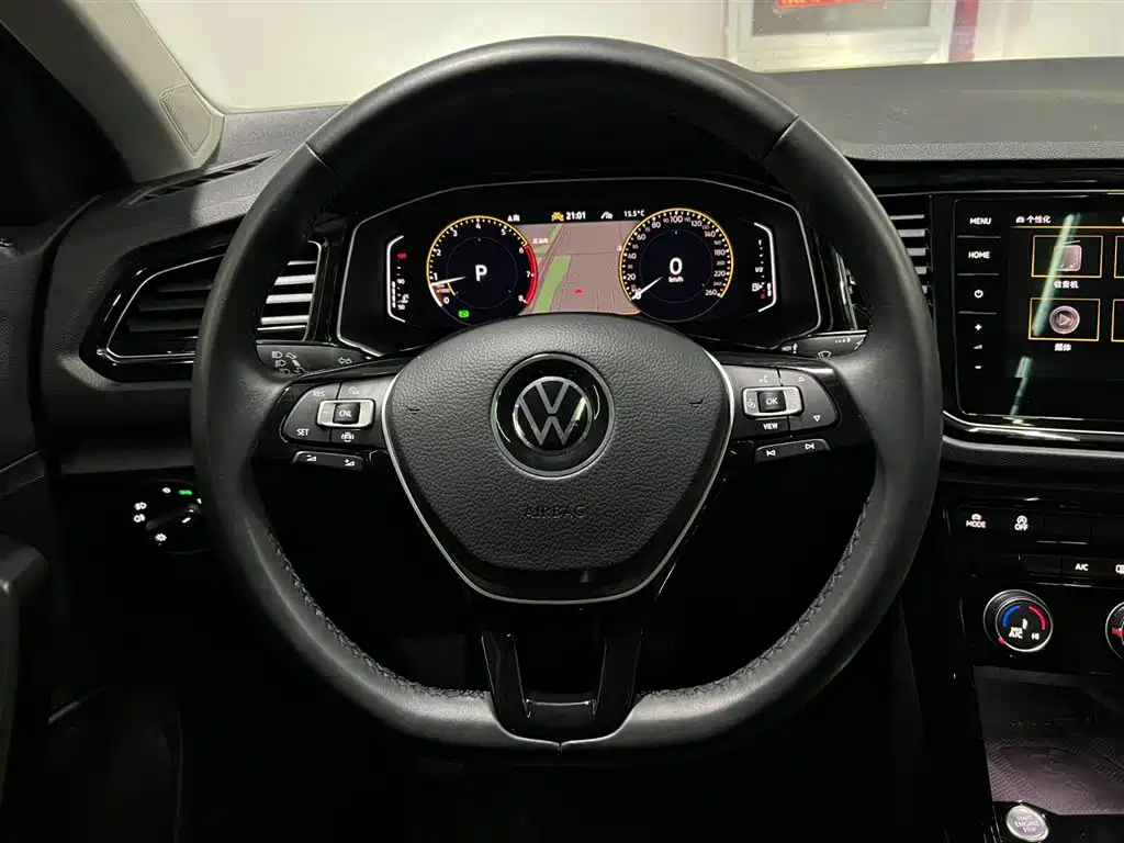 Volkswagen T-ROC 2022 280TSI DSG 2WD Comfort PLUS фото 14