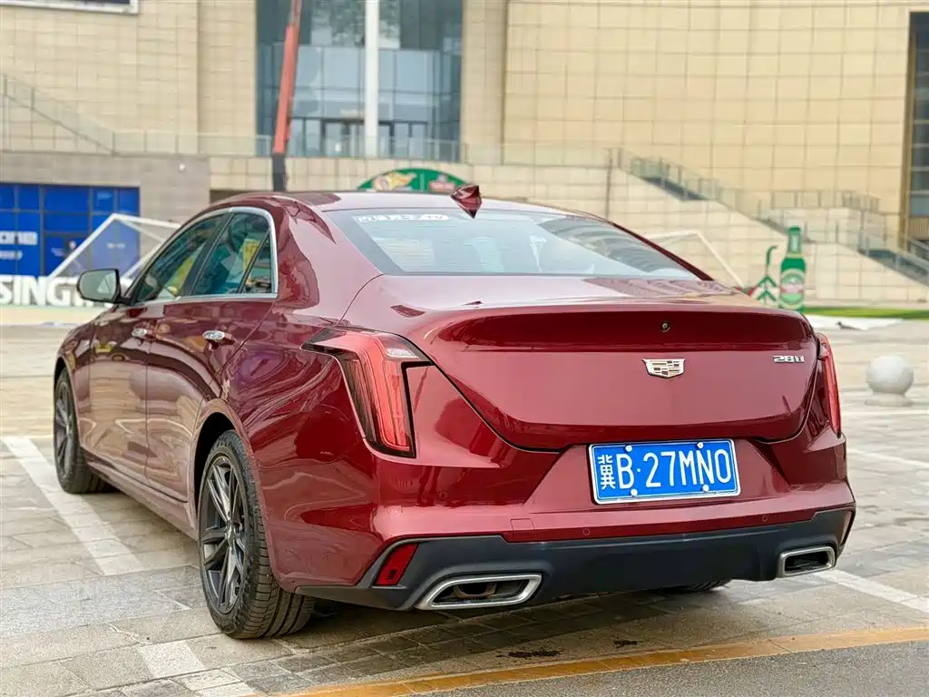 CADILLAC CT4