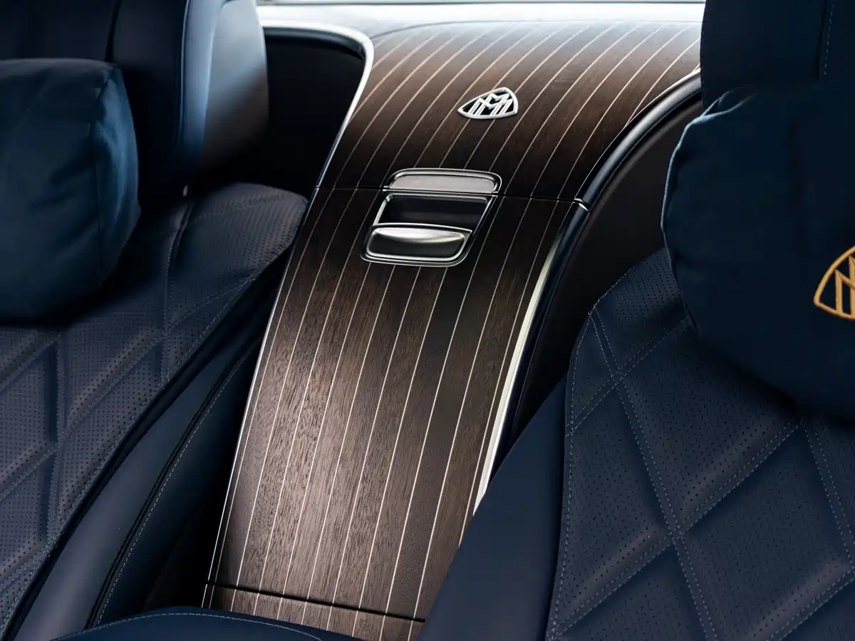 Mercedes-Benz Maybach S-Class 2022 S 680 4MATIC Craftsmanship Limited Launch Edition фото 21