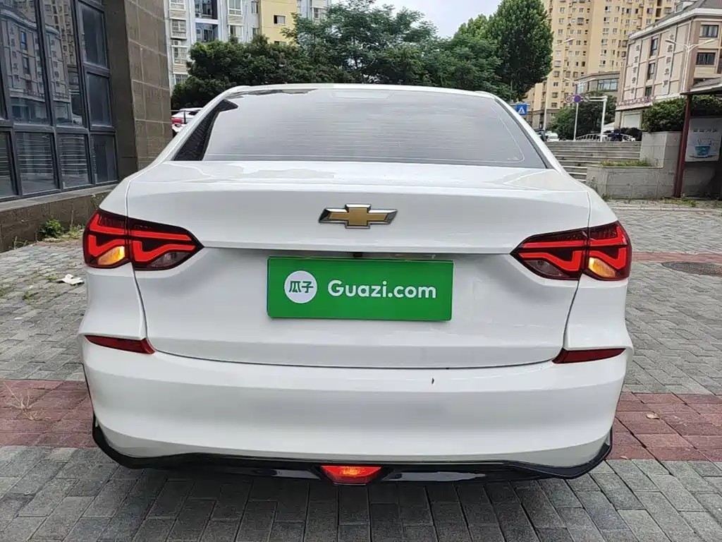 CHEVROLET CRUZE