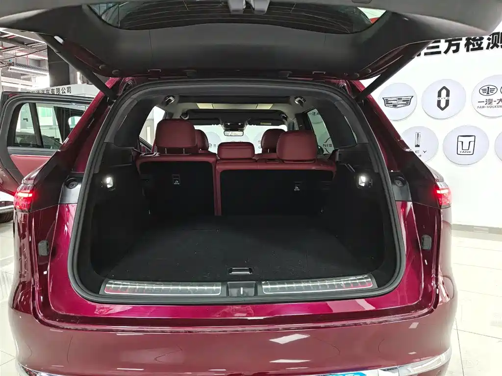 AITO Wenjie AITO M7 2026 Extended Range Ultra AWD 5-Seater фото 23