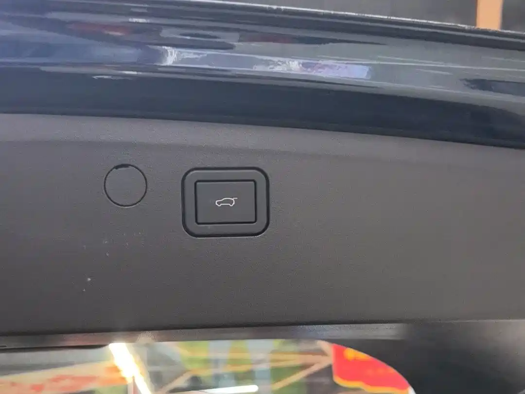 WEI PAI WEI BRAND LATTE DHT PHEV