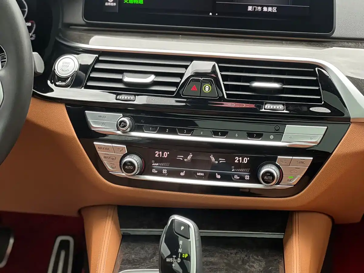 BMW 6 Series GT 2021 630i M Sport Package фото 15