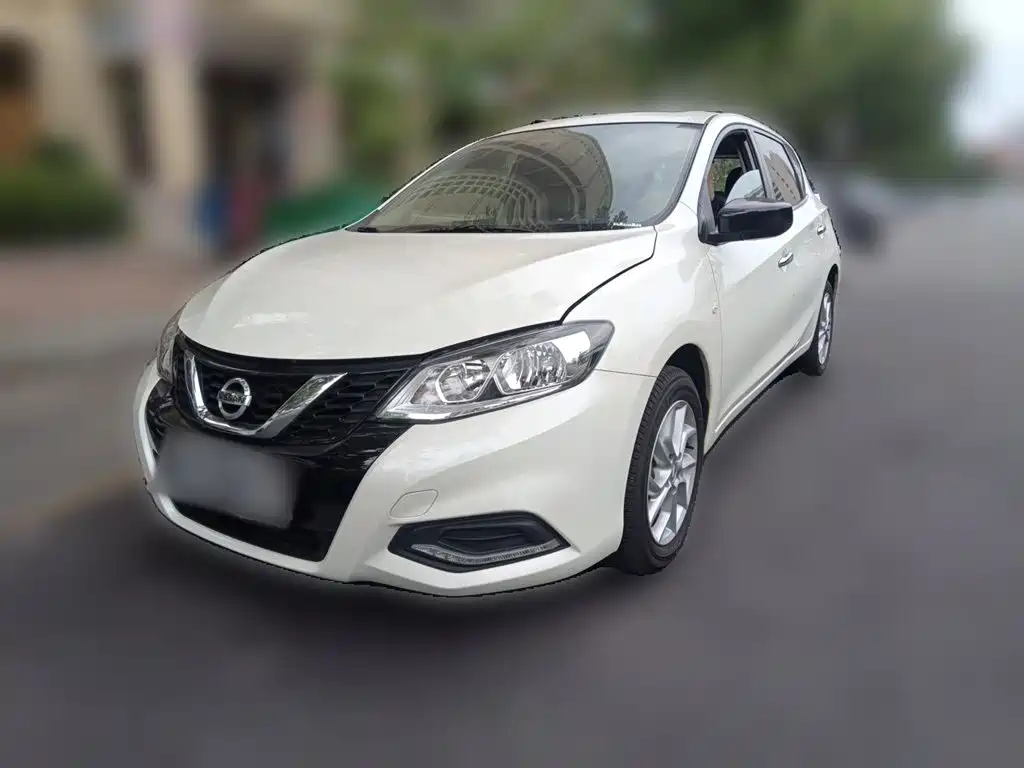 Nissan Tiida, миниатюра 2