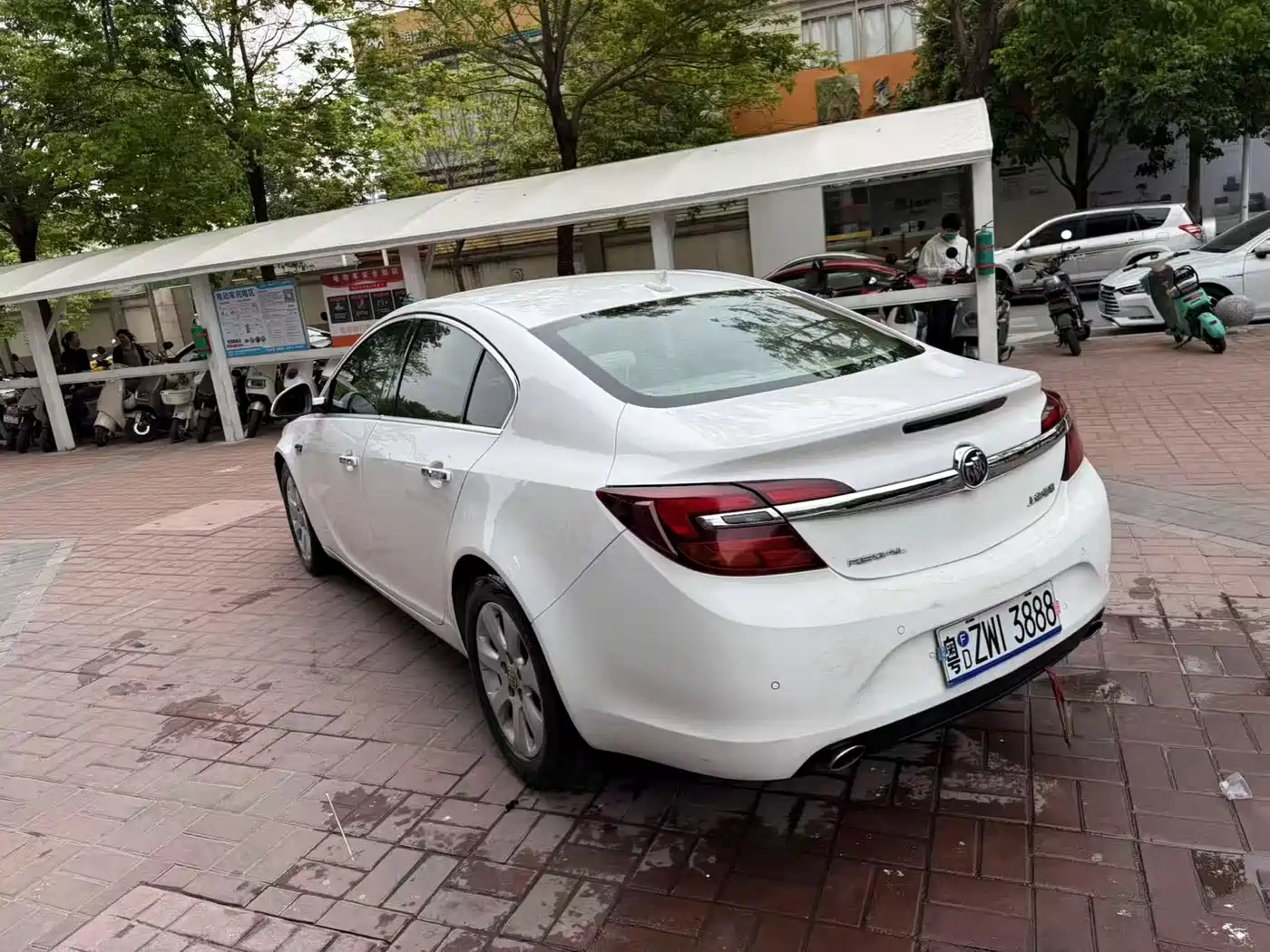 Buick Regal 2014 2.0L Elite Fashion Type фото 10