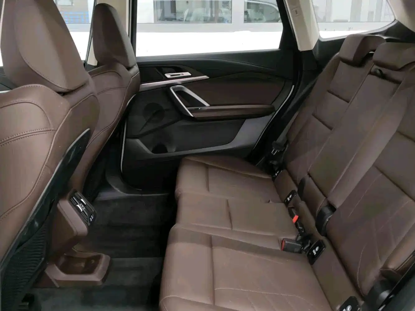 BMW X1 2024 sDrive25Li X Design Package фото 6