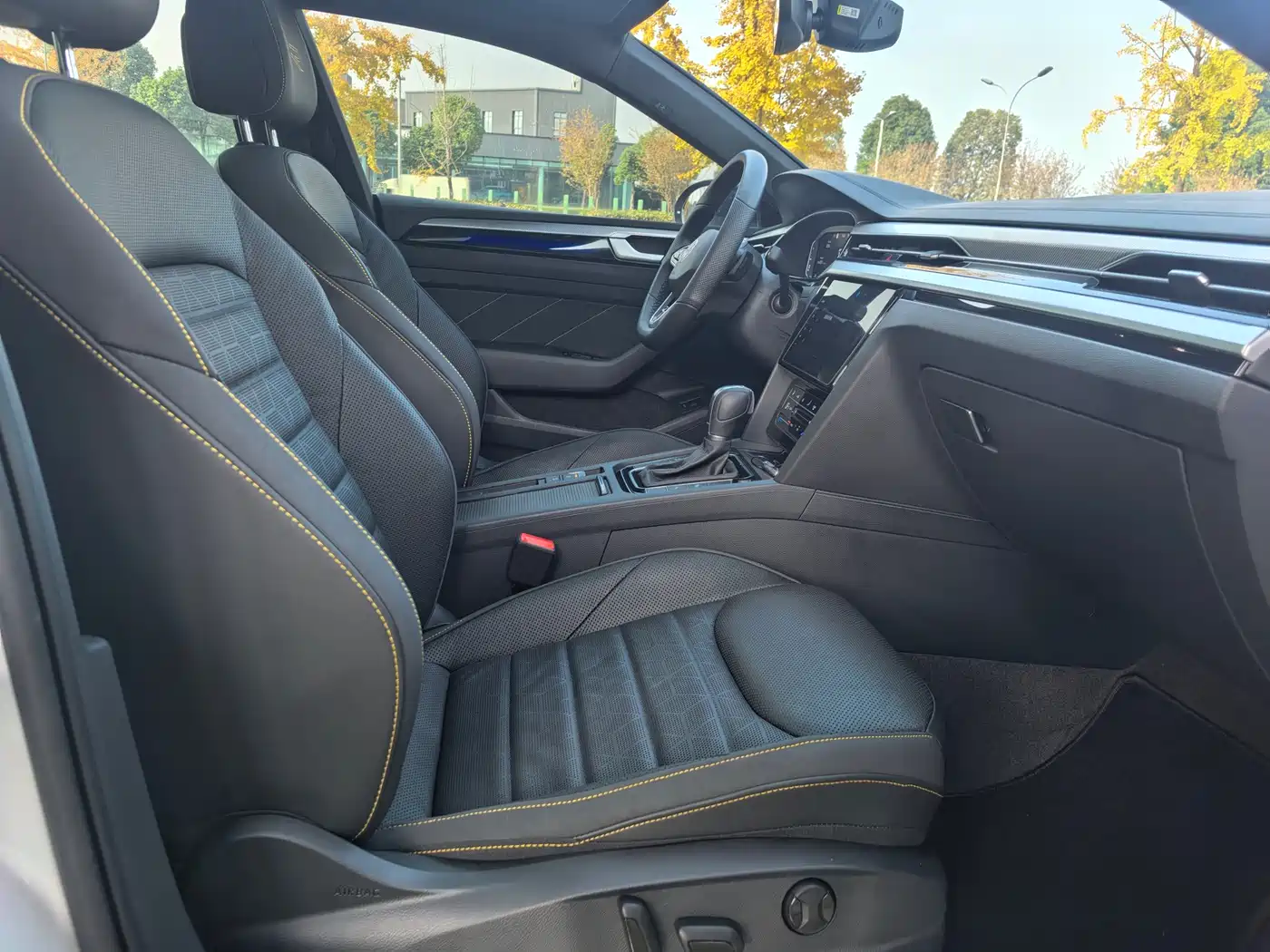 Volkswagen FAW-Volkswagen CC 2024 380TSI Eye-catching Edition фото 6