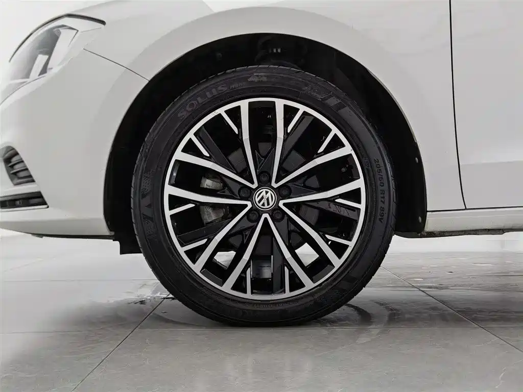 Volkswagen Bora 2019 Bora Legend 1.5L Manual Leading China VI фото 17