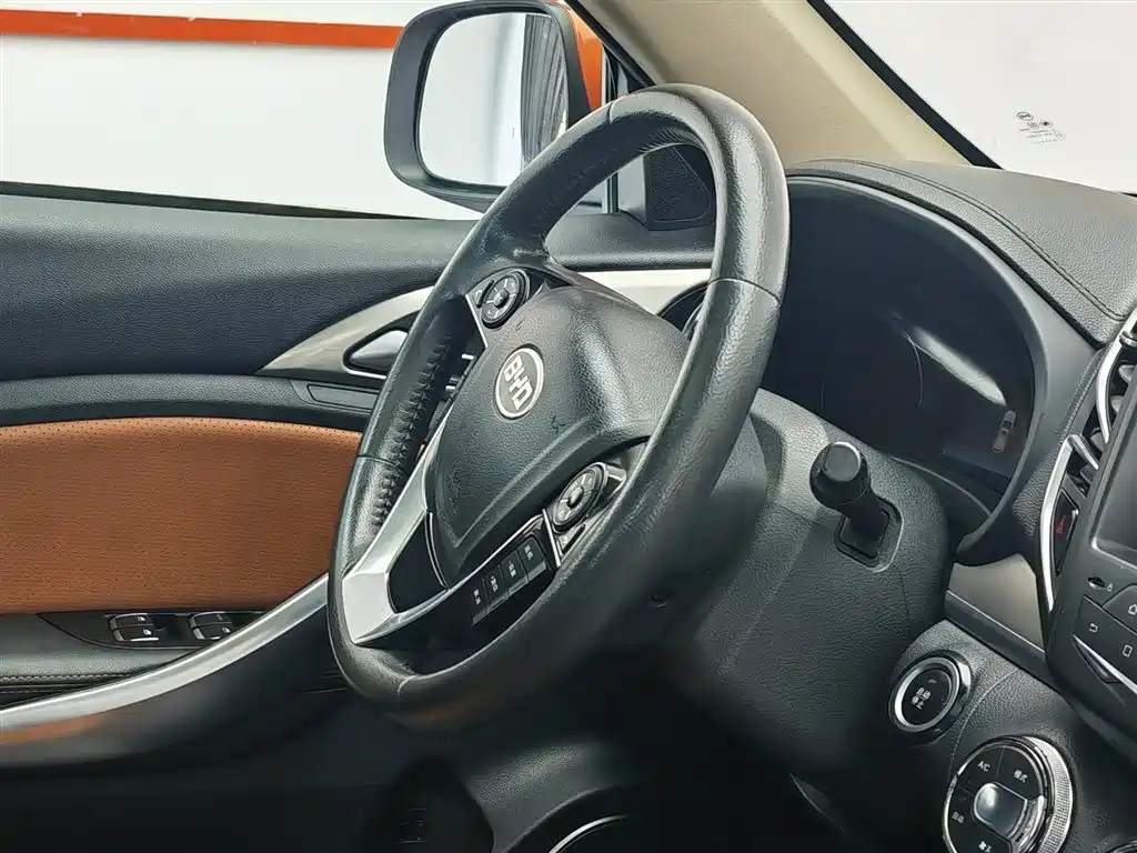 BYD Song 2016 1.5TI Manual Premium фото 22