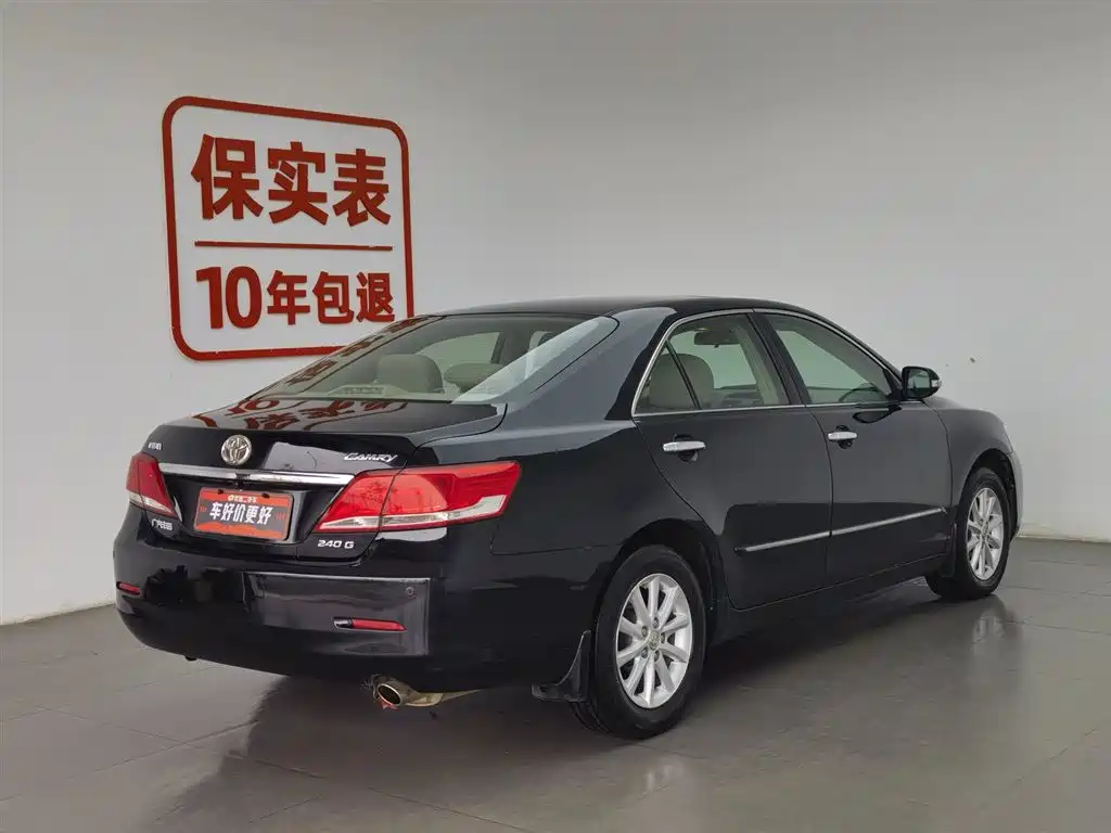 Toyota Camry 2011 240G Classic Anniversary Edition фото 2