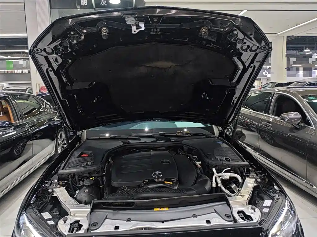 Mercedes-Benz E-Class 2022 E 260 L фото 16