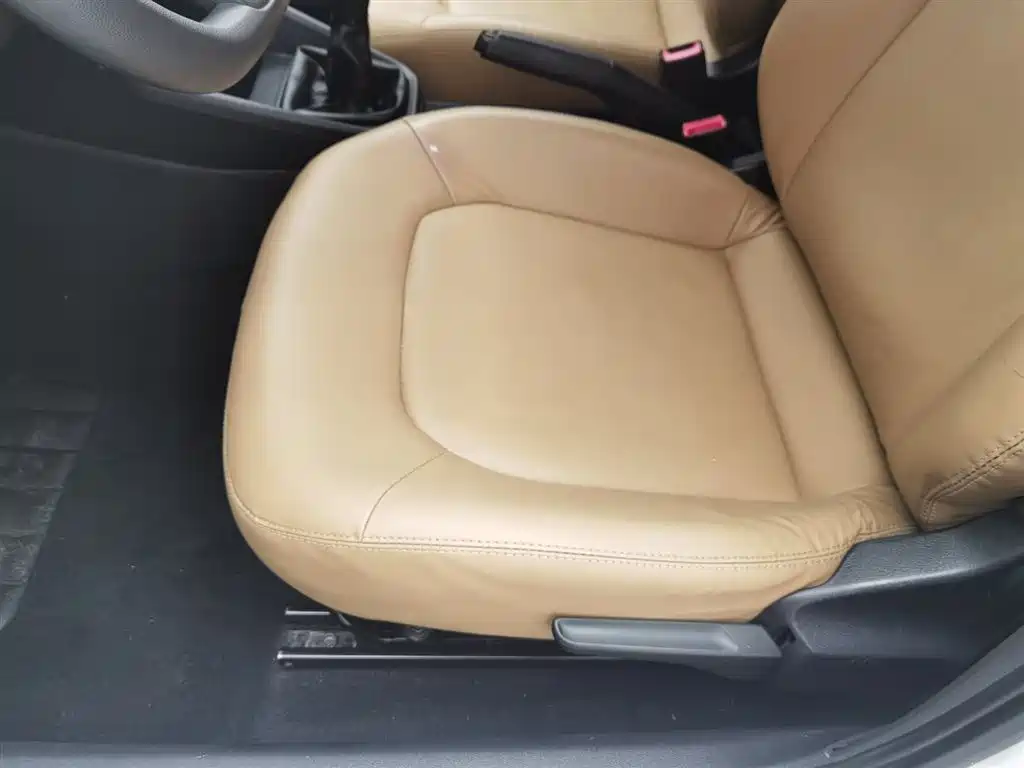 Volkswagen Santana 2017 Gran Santana 1.6L Manual Trendline фото 20