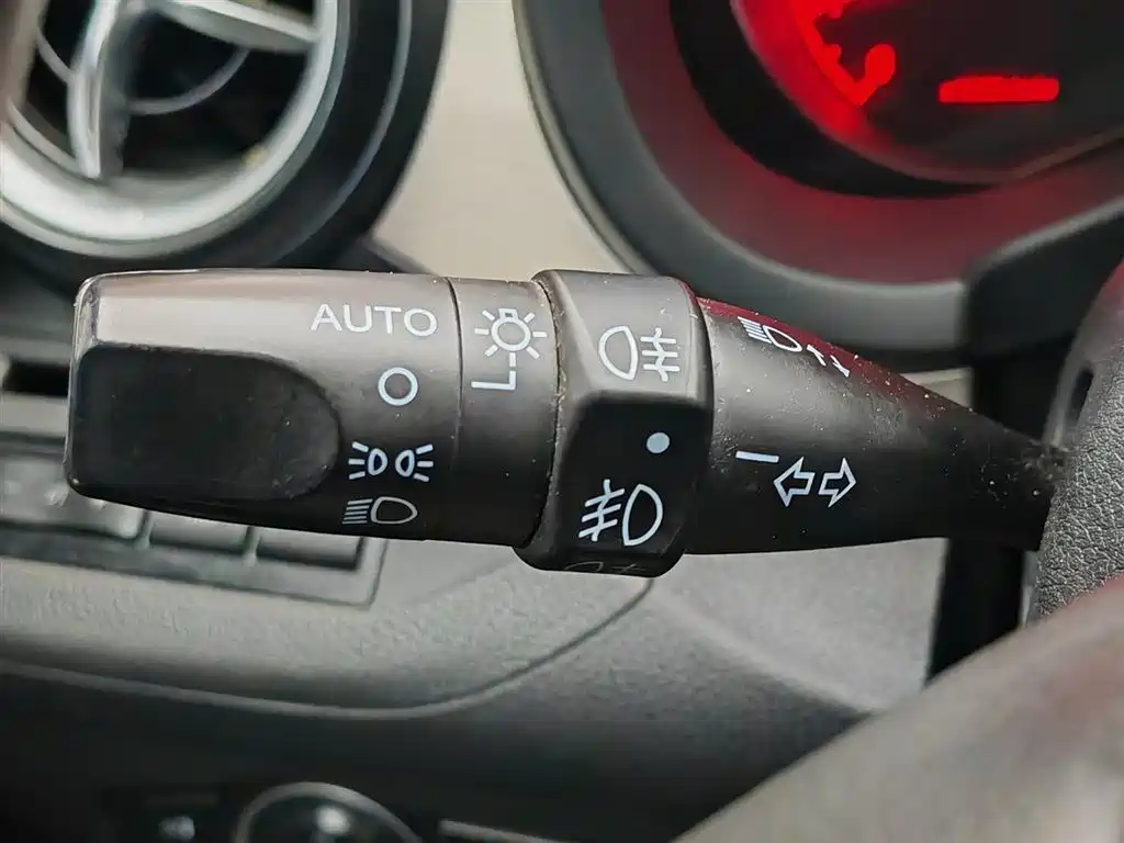 BYD Song 2016 1.5TI Manual Premium фото 21