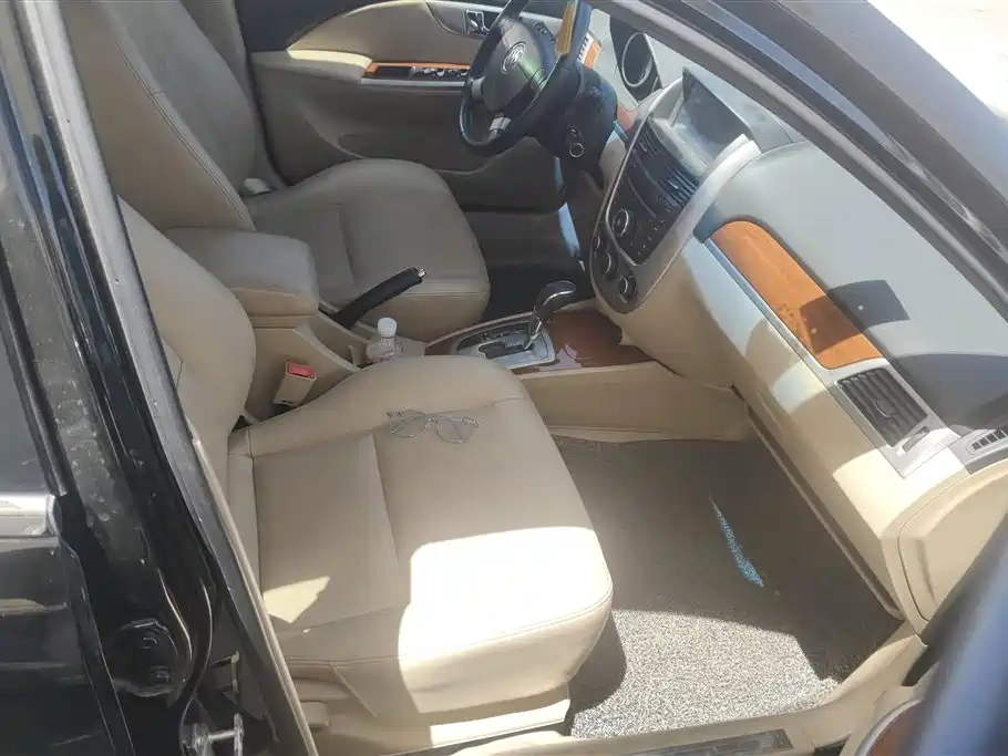 Buick Excelle 2013 1.5L Automatic Exclusive фото 8