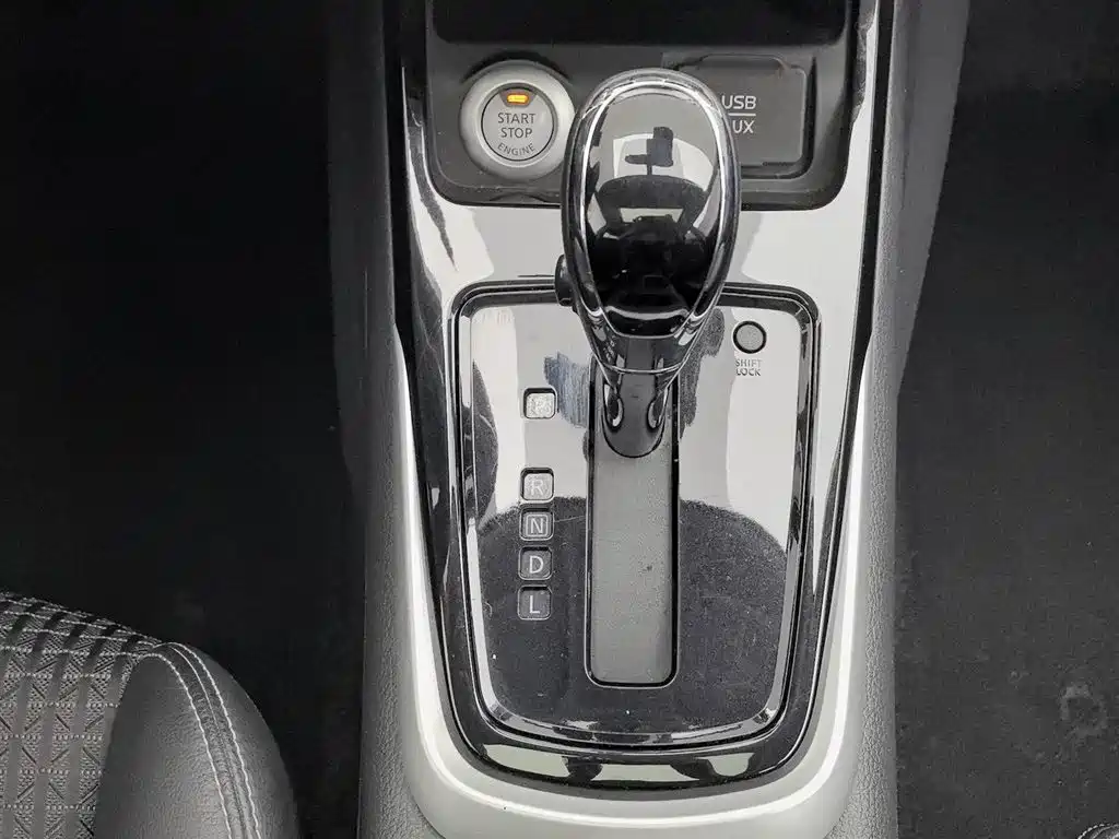 Nissan Tiida 2016 1.6L CVT Smart Edition фото 13