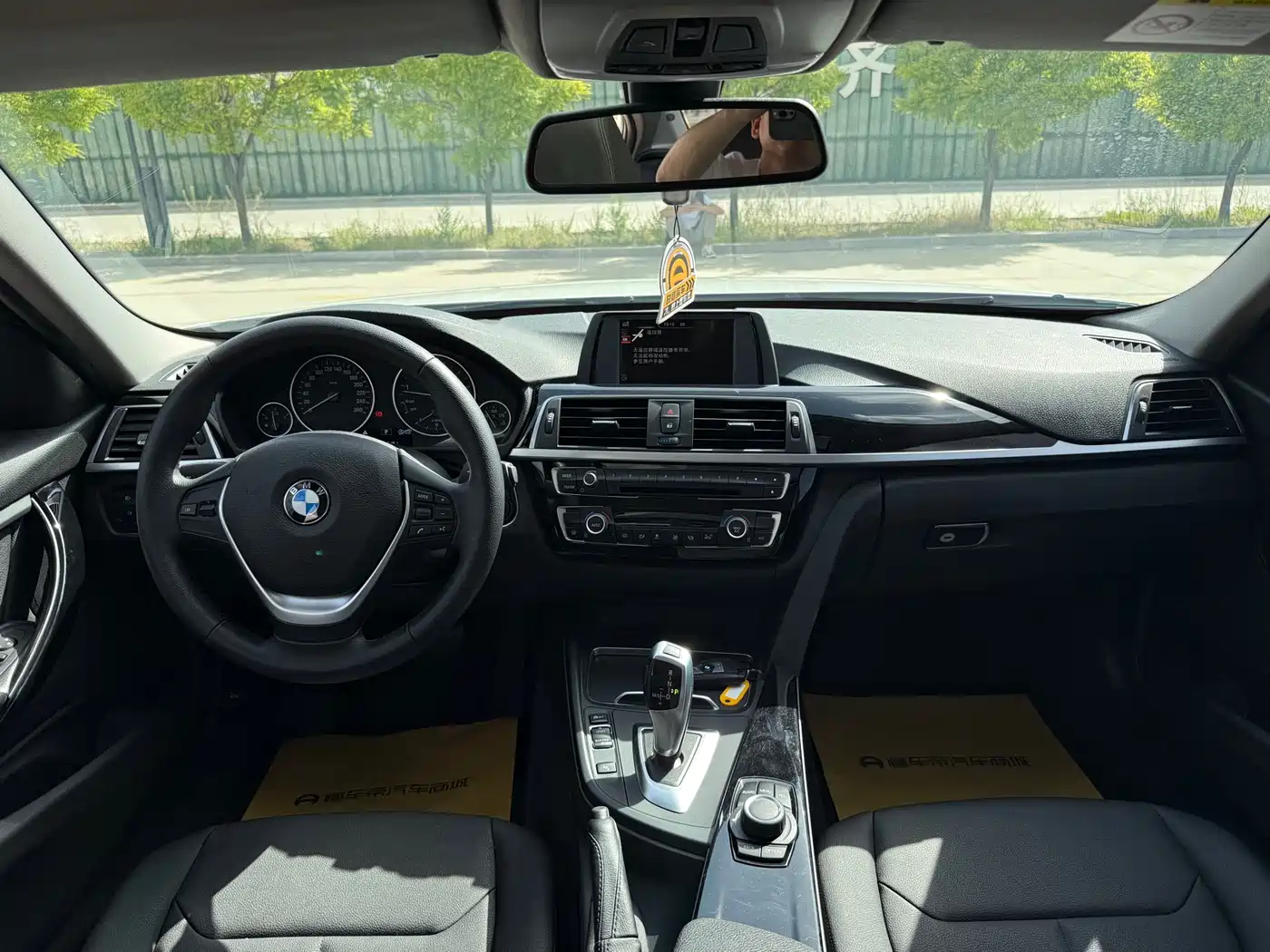 BMW 3 Series 2017 320Li Fashion фото 30