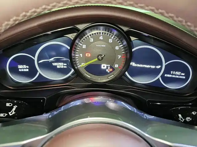 Porsche Panamera New Energy 2018 Panamera 4 E-Hybrid 2.9T — фото 4