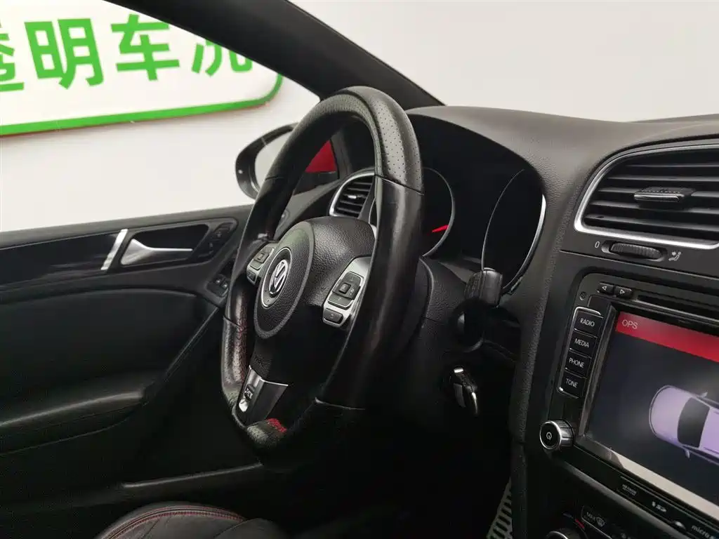 Volkswagen Golf GTI 2012 2.0TSI GTI фото 22