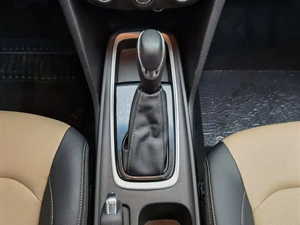 Chevrolet Monza 2022 320 Automatic Enjoyment Sunroof Edition фото 13