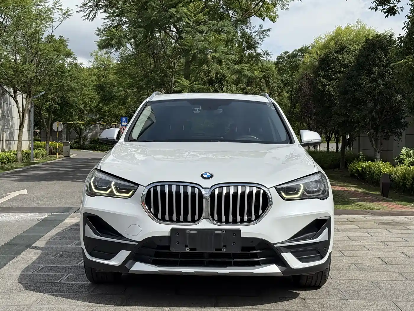 BMW X1 2021 xDrive25Li Exclusive фото 2