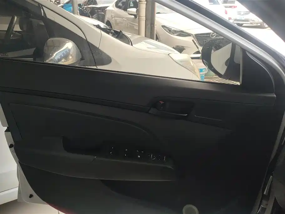 Hyundai Elantra 2020 1.4T DCT Dynamic·Vitality фото 7