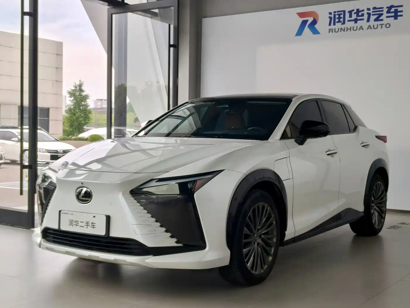 Lexus RZ
