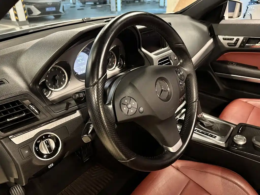 Фото 11 - Mercedes-Benz E-Class (Import)