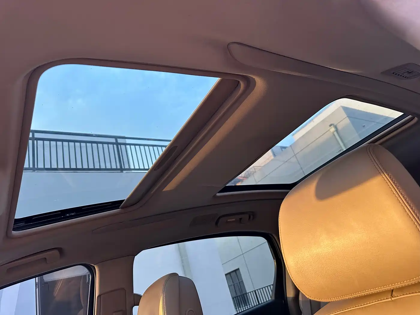 Buick GL8 2017 ES 28T Luxury China V фото 9