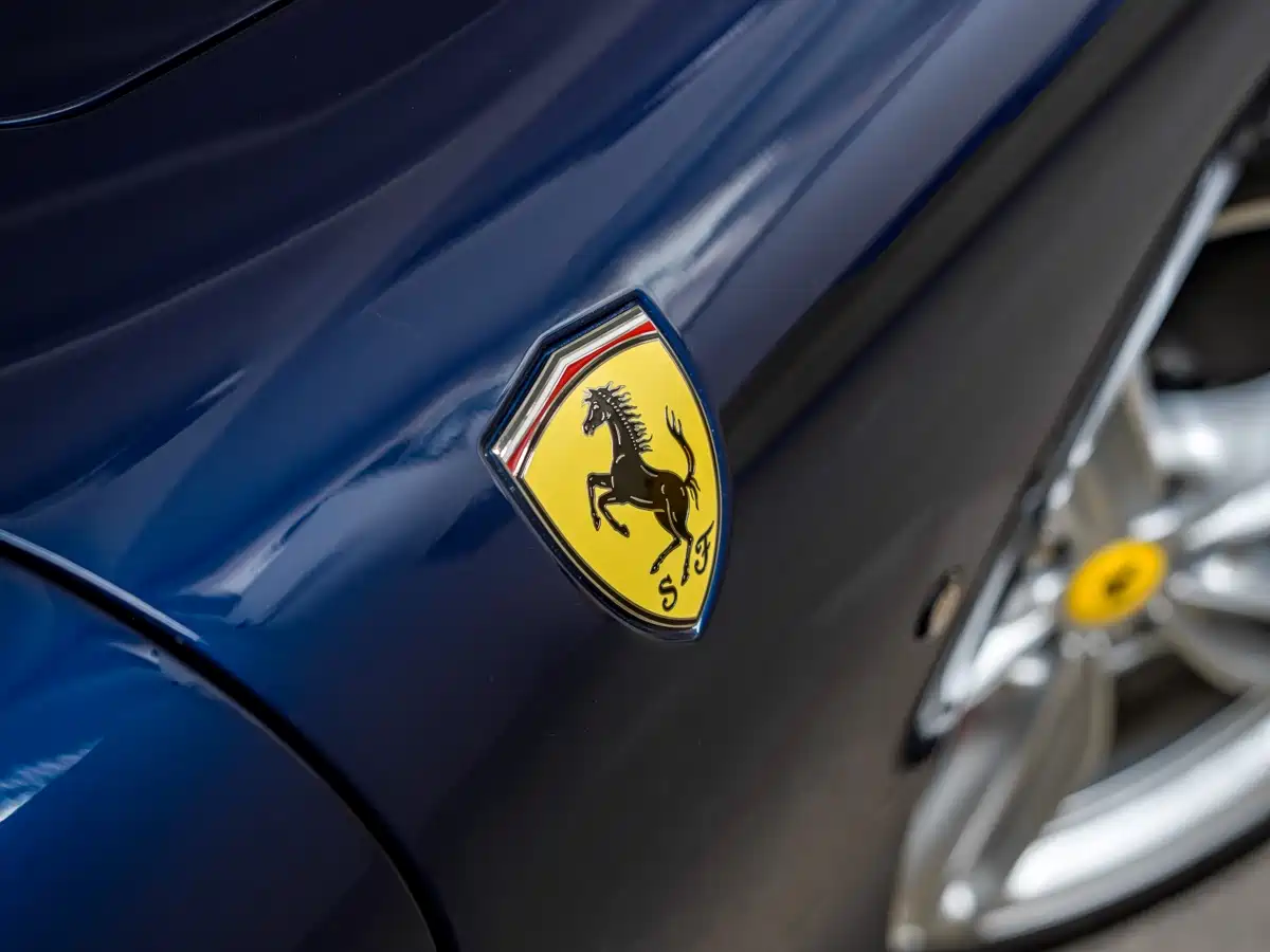 FERRARI ROMA