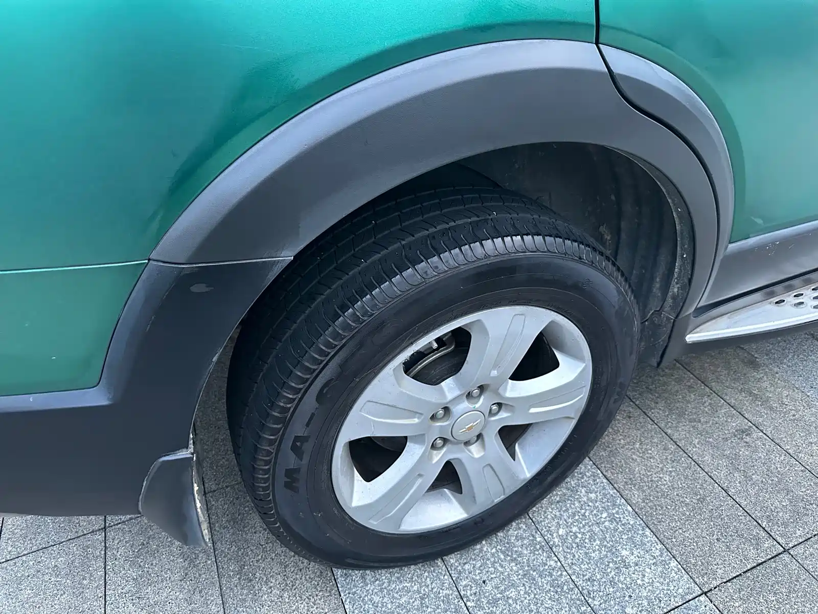 Photo 11 - Chevrolet Captiva