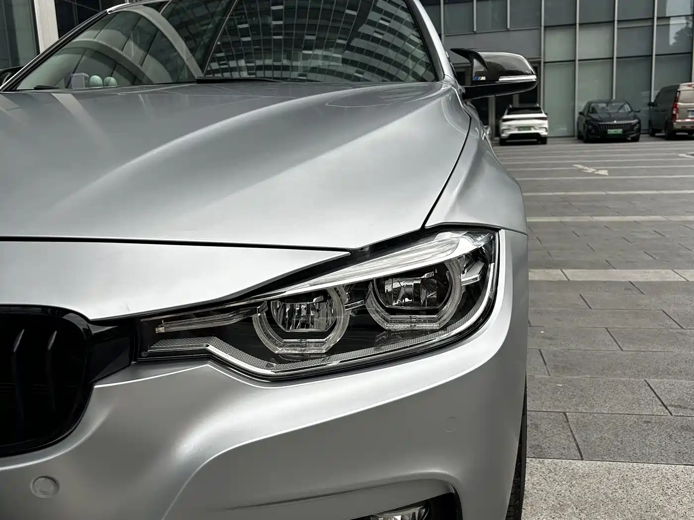 BMW 3 Series 2018 320Li M Sport Black Night Edition фото 23