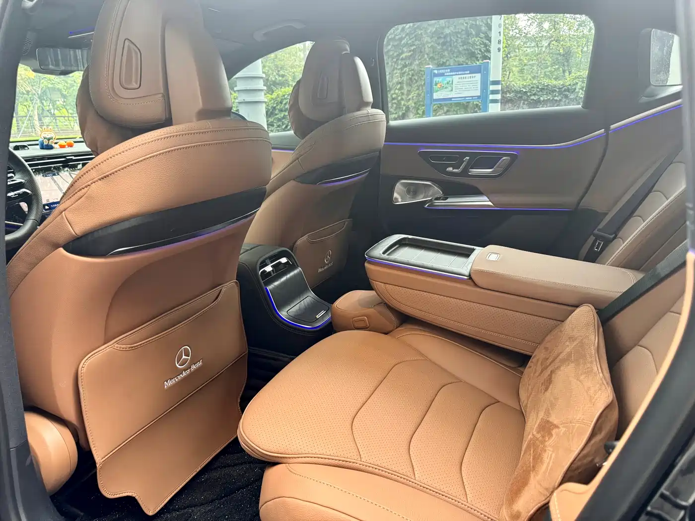 Mercedes-Benz E-Class 2025 Facelift E 300 L Luxury Sport фото 9