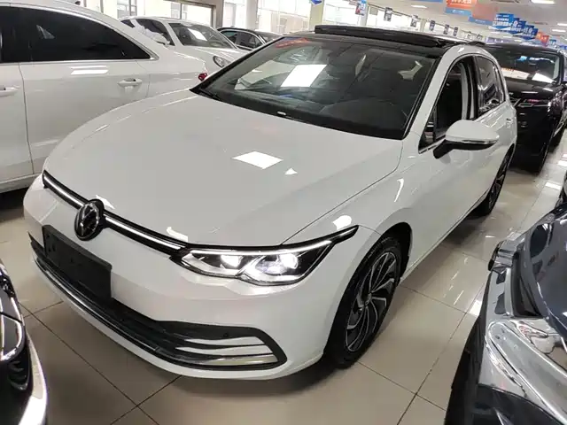 Volkswagen Golf 280TSI DSG R-Line