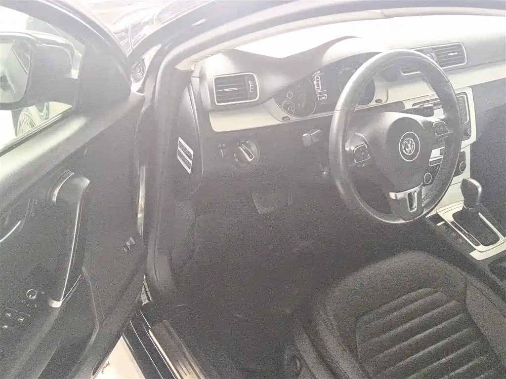 Volkswagen Magotan 2016 1.8TSI Smart Comfort фото 16